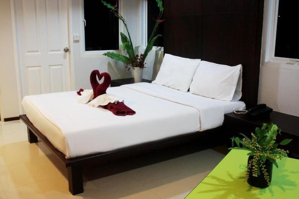 Baannueng@Kathu Hotel Phuket Exterior foto